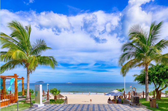 海南，热带天堂的瑰丽画卷